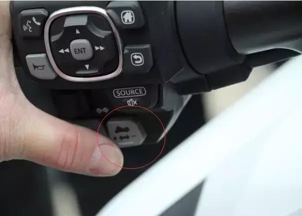 2018本田金翼详解,本田金翼2023款自动挡挡位图介绍