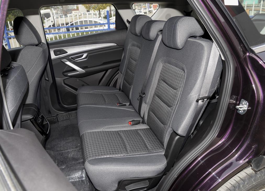 国产最省油7座suv推荐前十名,家用7座suv哪款车最实用