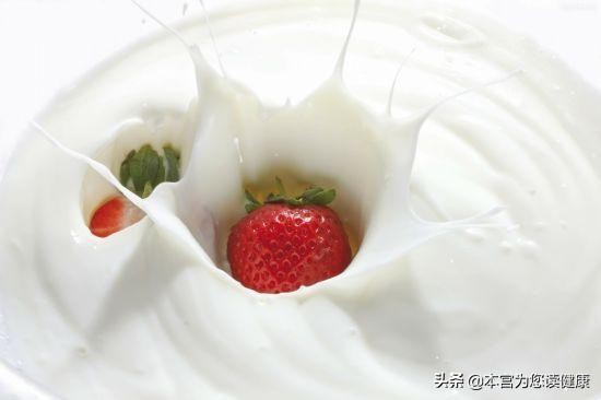 酸奶和苹果一起吃的作用与功效,别小看酸奶营养和养生价值真的高
