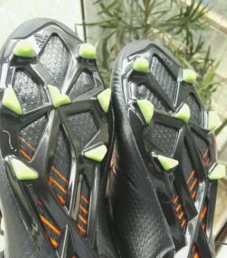 足球鞋磨钉靠谱吗,足球鞋磨钉的弊端