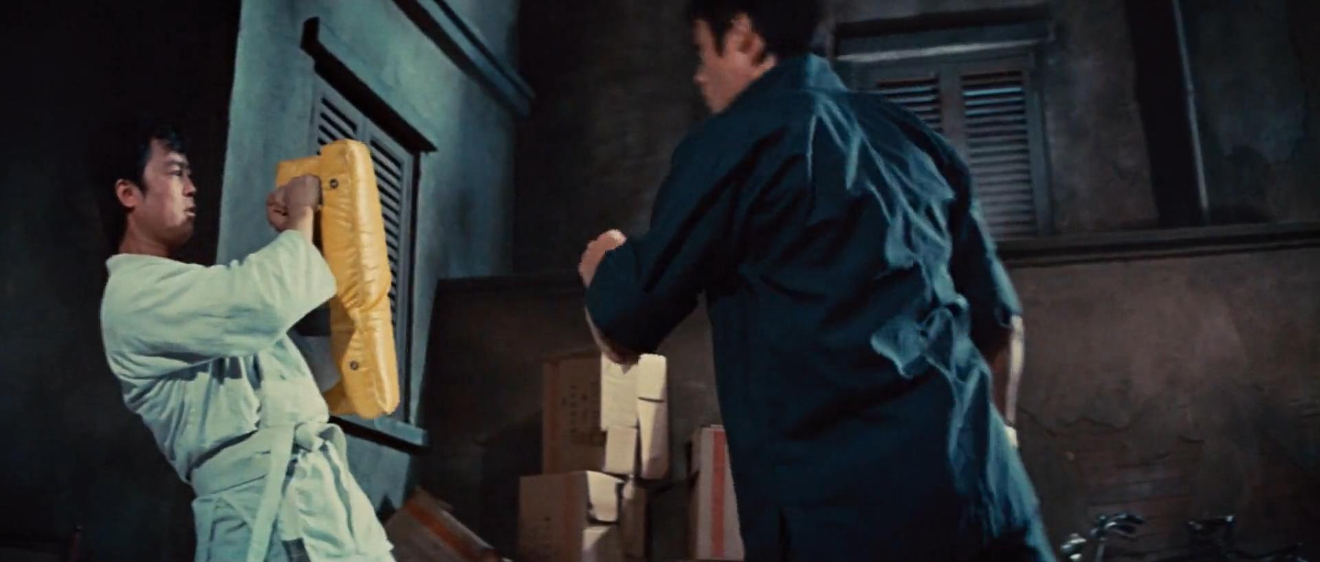 李小龙猛龙过江打斗分析,猛龙过江李小龙武术思想解析