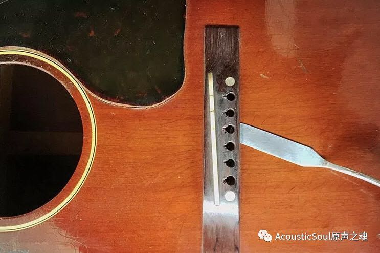 下琴码用多少目的砂纸打磨,下琴码的厚度对音色有影响吗