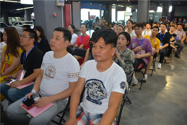 杭州服装电商产业园哪里最密集,杭州3500亩服装产业园