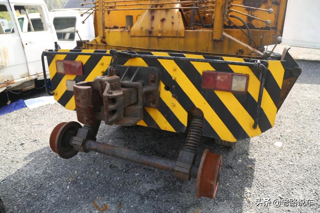 斯太尔血脉超级少见的黄河牌JN3261公铁两用卡车