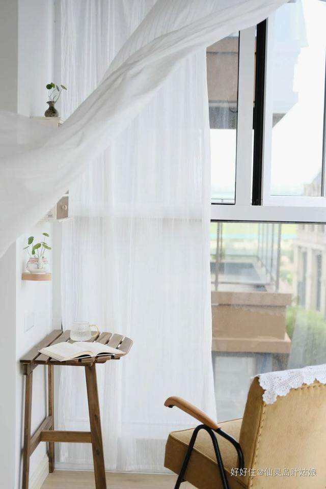 客厅不放家具怎么布置,客厅不大怎样摆家具