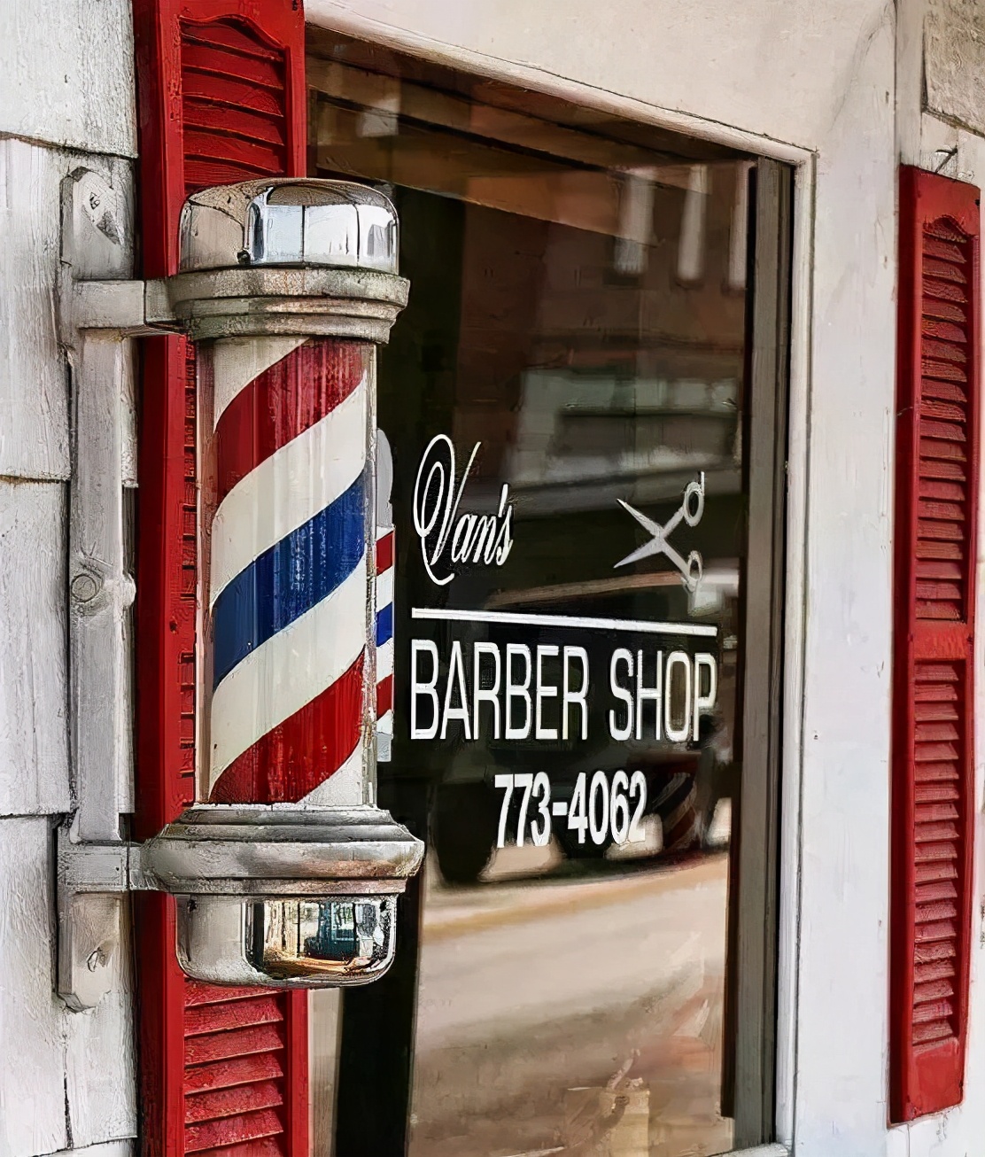 近代欧洲人曾将水蛭放入体内吸血——来治疗各种疾病