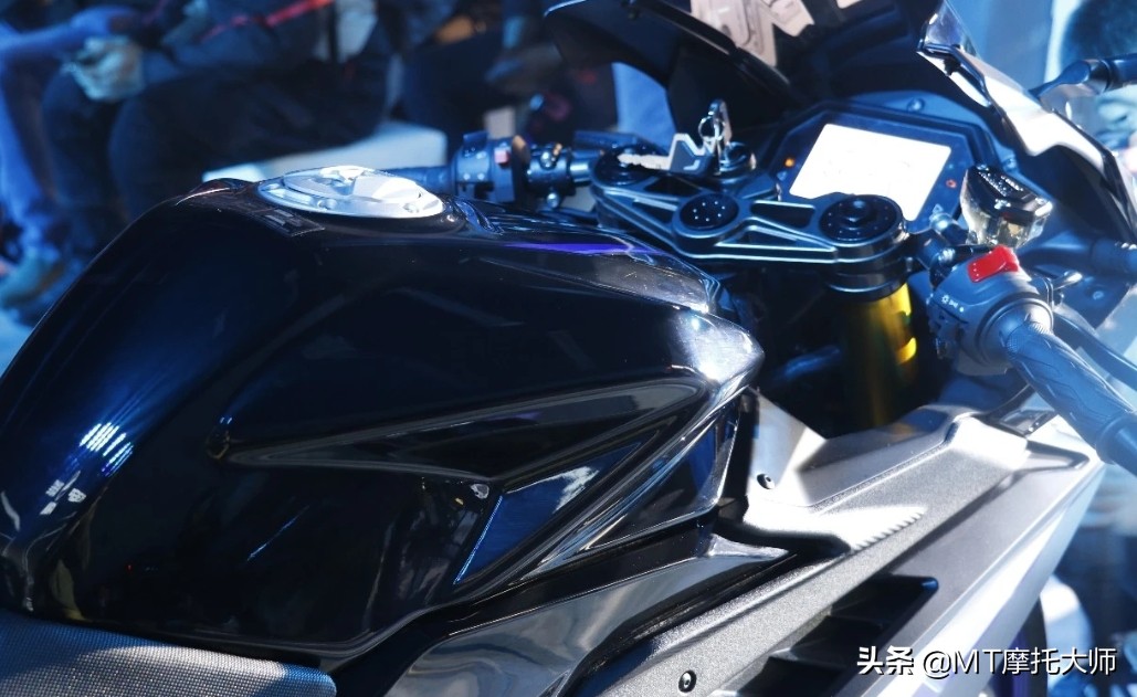 飞肯250测评,赛250和飞肯怎么选