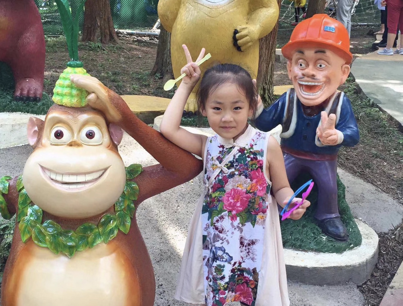 青春期女儿偷拿家人东西怎么办,青春期女儿偷拿妈妈化妆品