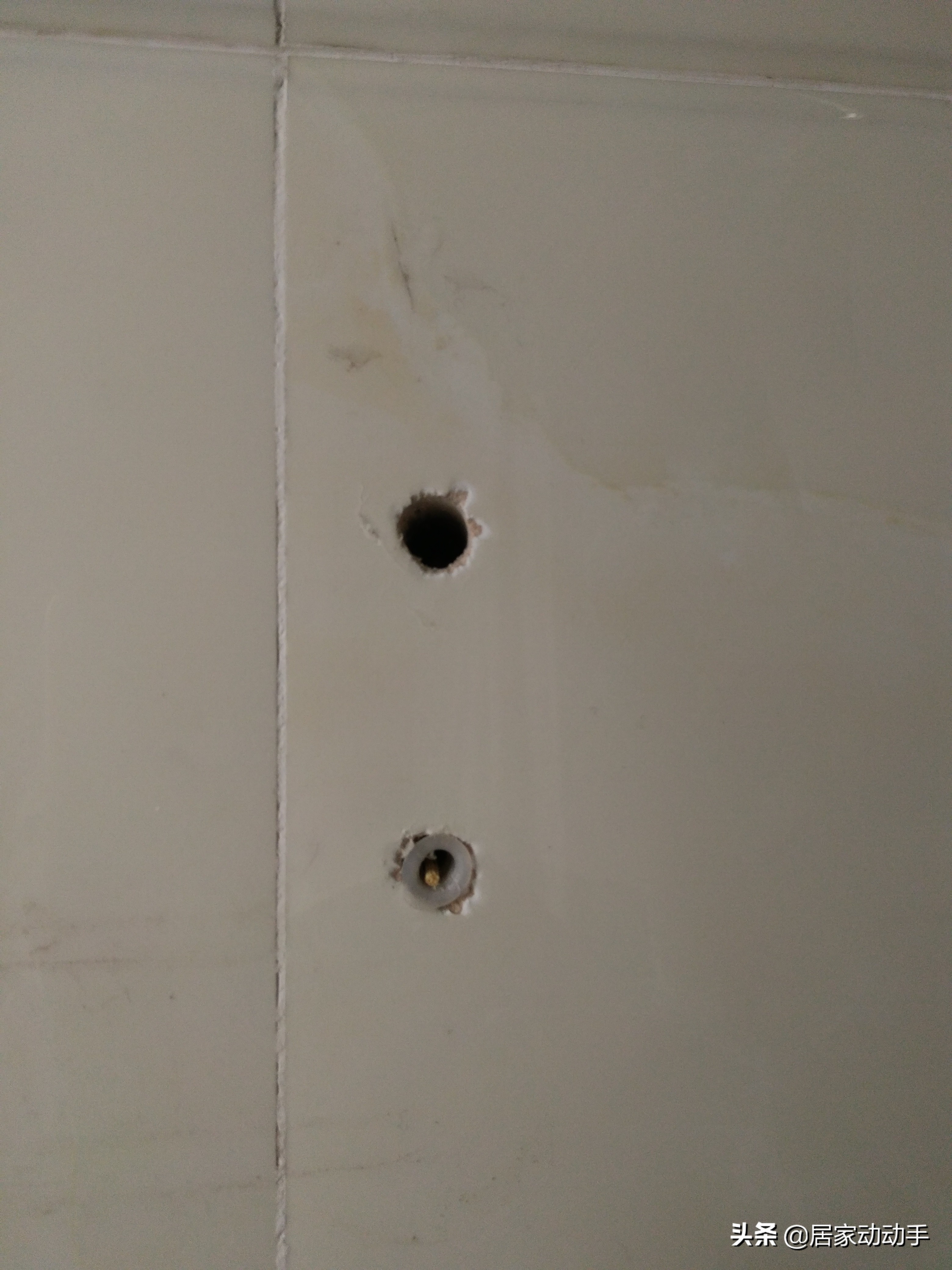 毛巾架底座脱落怎么修复,毛巾架杆掉出来怎么解决