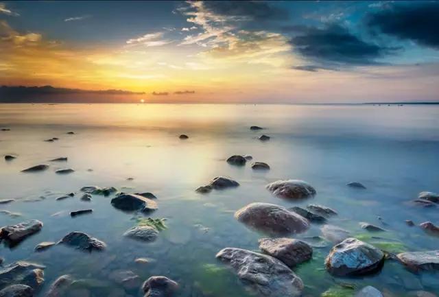 在公路旁随手一拍都是美景,中国有一条公路每一公里都是美景