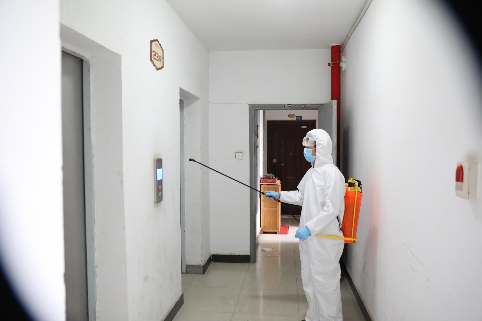 这个疫情中心的居民小区为何不“卖惨”?揭开逆境下的自强自愈秘笈