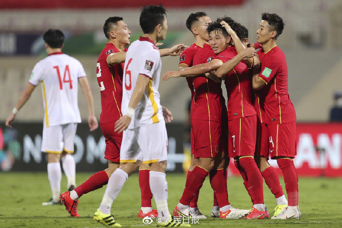 看国足急死我了得有不服输的气