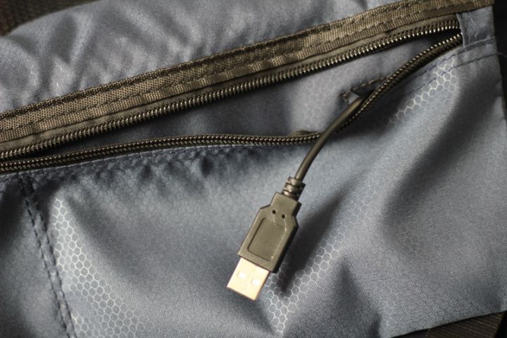 轻便美旅行李箱,好用价格不贵的指纹解锁行李箱