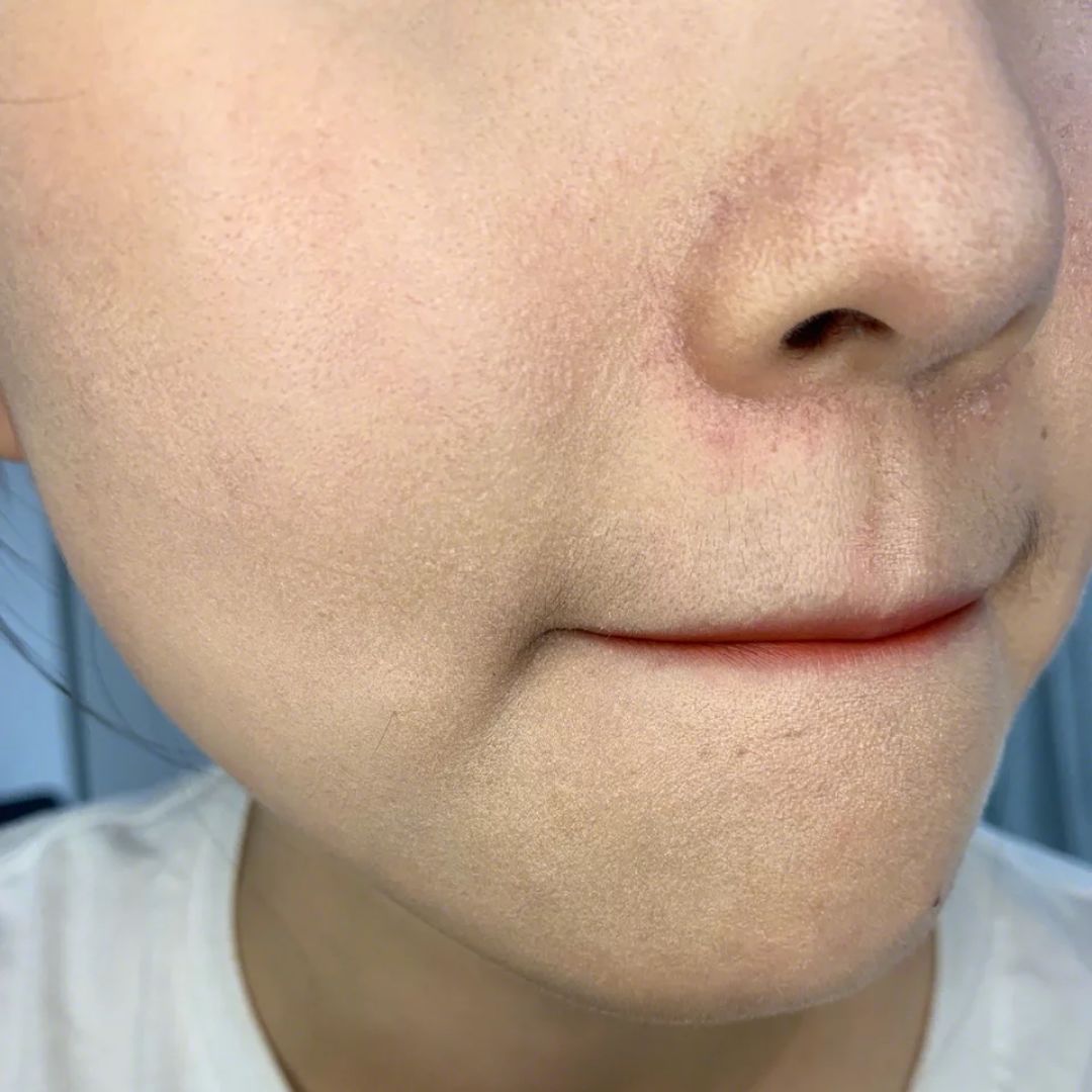 大牌粉底液真实测评遮瑕,干性粉底液平价替代