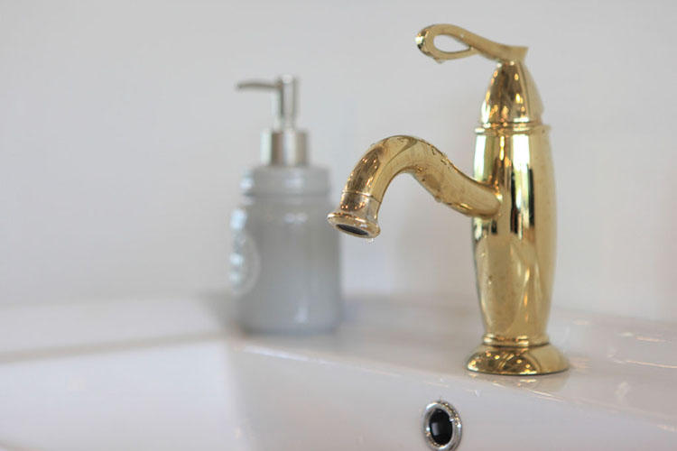 水龙头漏水原因及解决方法大揭秘,水龙头一直漏水怎么解决