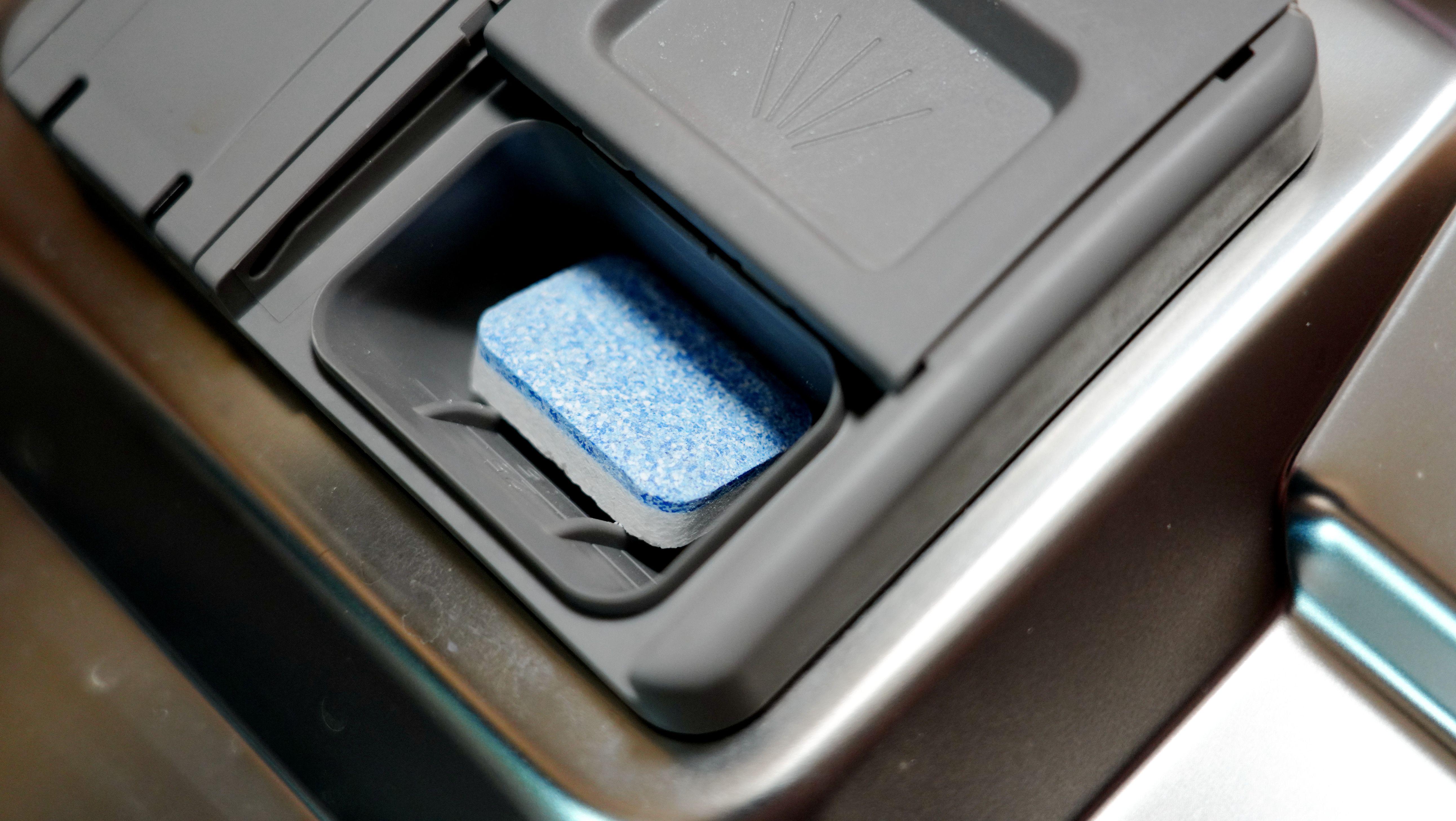 洗碗机水卫仕和立白哪个好,水卫仕洗碗块适合所有洗碗机吗