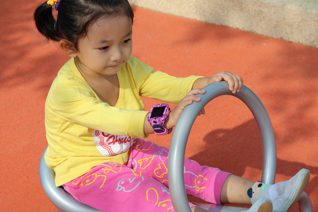 360s2手表vs小天才z6手表,360儿童手表s2深度体验