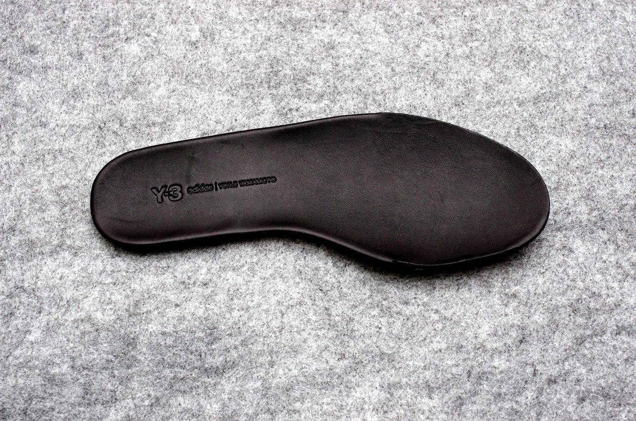 鞋子里面的小秘密——原厂与NB*级A**私人定制鞋垫到底有何不同？