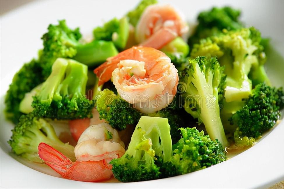 西兰花用开水焯一下能去掉虫卵吗,西兰花里面的虫卵高温可以杀死吗