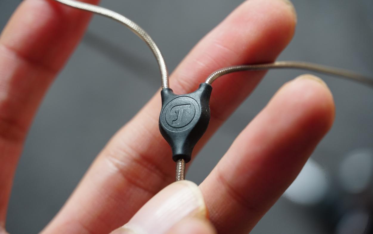 森海塞尔百元耳机跟千元耳机对比,同等价位森海塞尔和sony