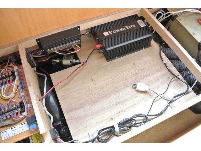 丰田海狮c型四驱房车,二手丰田海狮房车