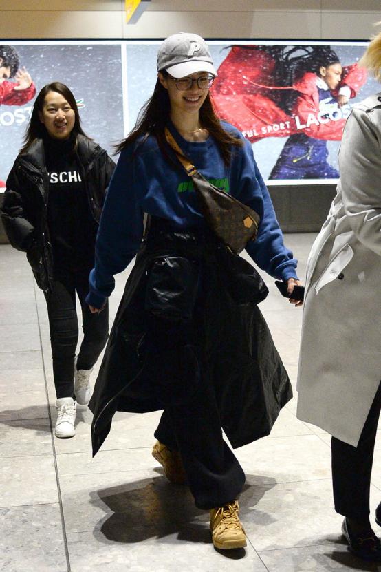 钟楚曦穿搭最新,钟楚曦穿搭风格