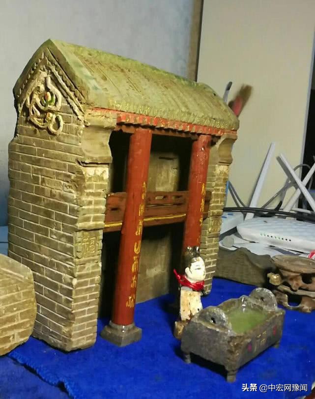 厉害！商丘男子痴迷“捡废砖”巧手加工后能卖上千元