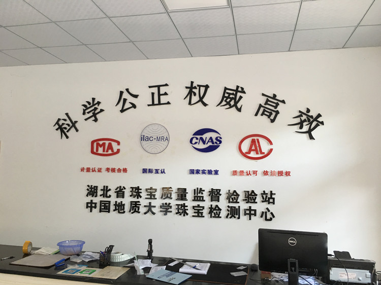 买到假的绿松石可以报警吗,买绿松石是真的还是骗人