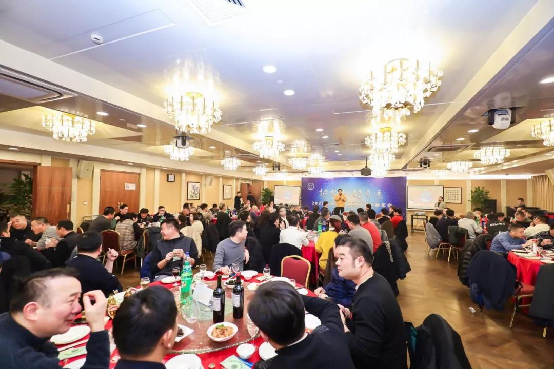 携手共进再铸辉煌的感言,携手共进再铸辉煌感悟