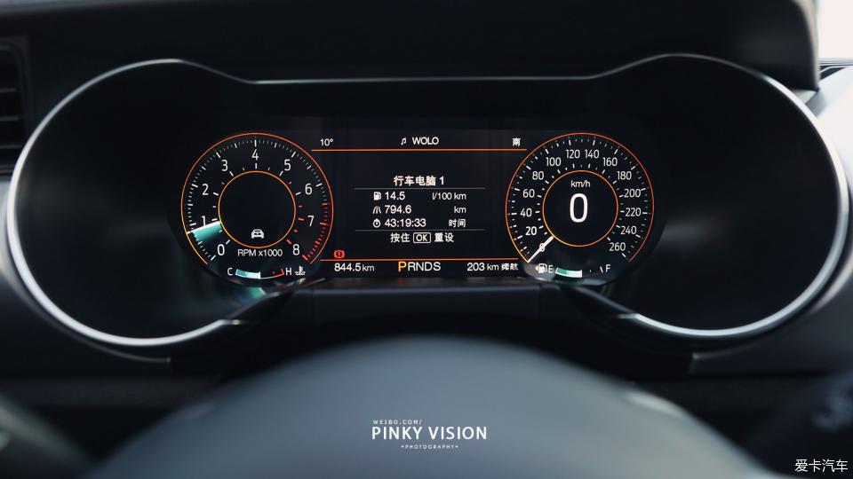 野马mustang宝石红,mustang提车真实评价