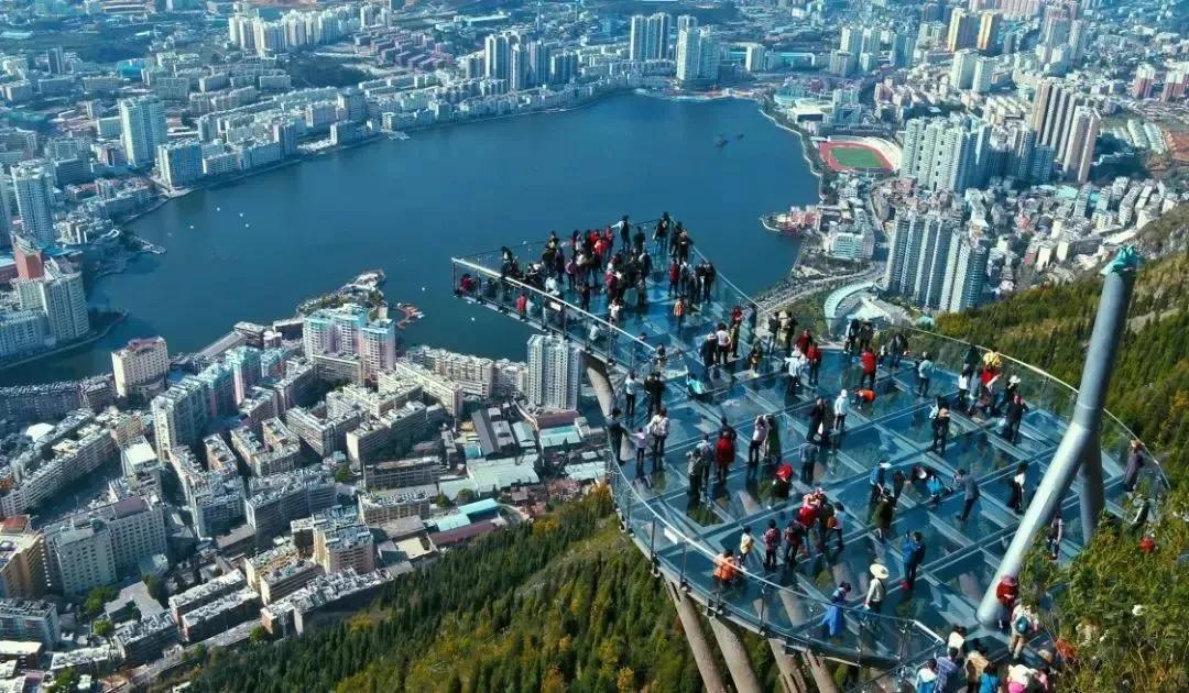 出门随处见绿，身边处处成景！看个旧如何实现“转型逆袭”→