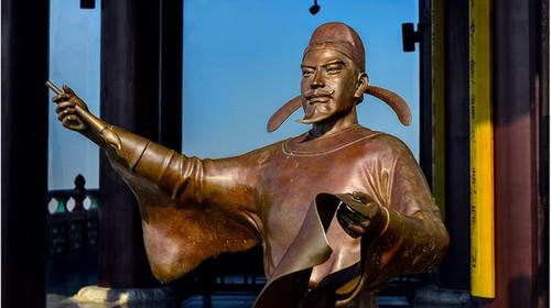 登鹳雀楼诗人王之涣简介,登鹳雀楼唐王之涣带有深意的诗句