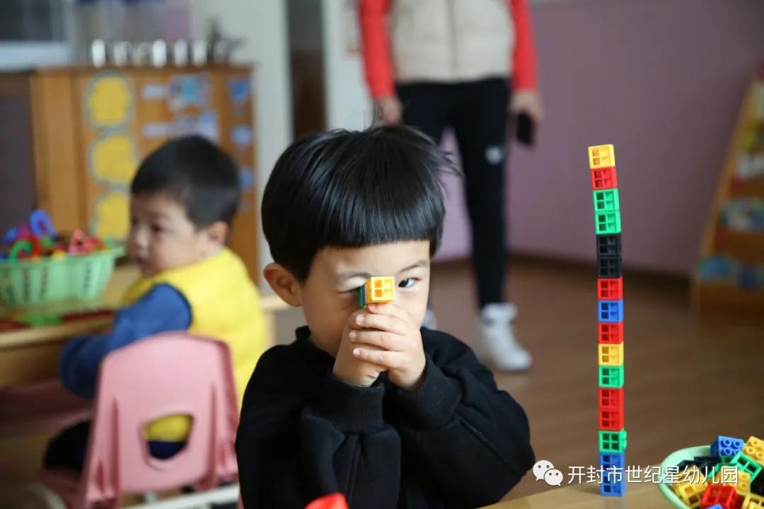你好，小宝贝：世纪星艺术学院幼儿园新生半日体验活动