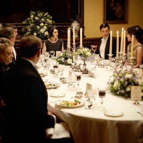 《唐顿庄园》告诉你，什么是真正的贵族生活