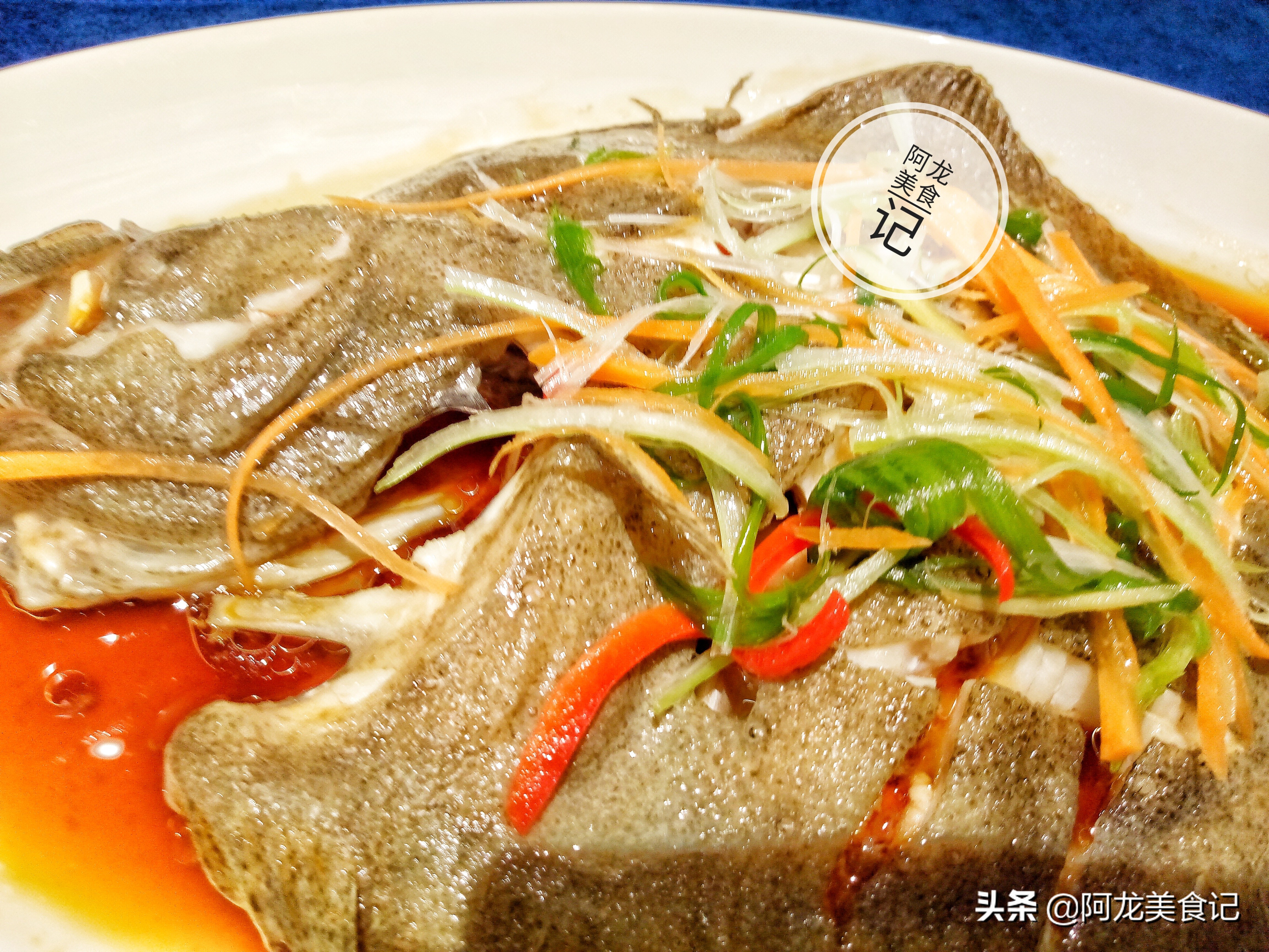 大厨清蒸多宝鱼的正确做法,怎么煮清蒸多宝鱼简单又好吃