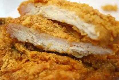 正新鸡排鸡排为啥有点红,正新鸡排为什么越来越硬了