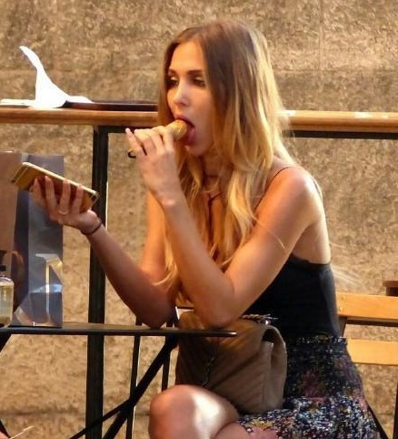 格策惊艳写真图,格策和女友视频