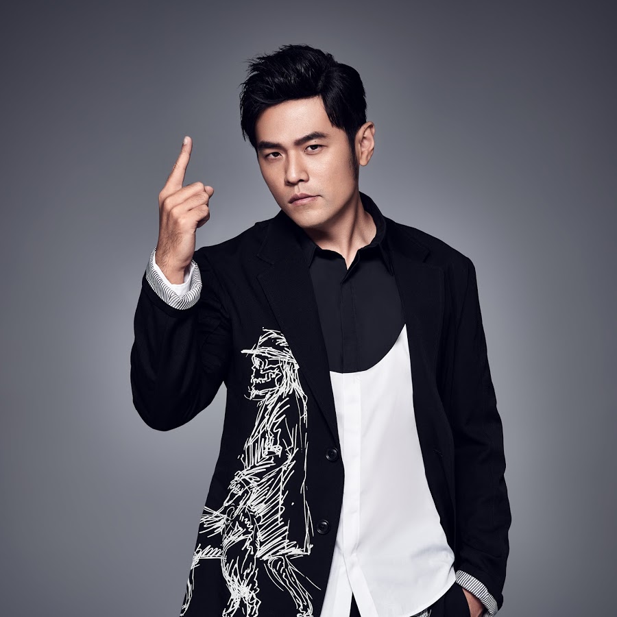 结婚不到3个月，“将门名媛”朱珠的精英老公就露馅了？