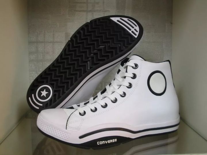 “经典”之路上渐行渐远，CONVERSE能否找回自我？