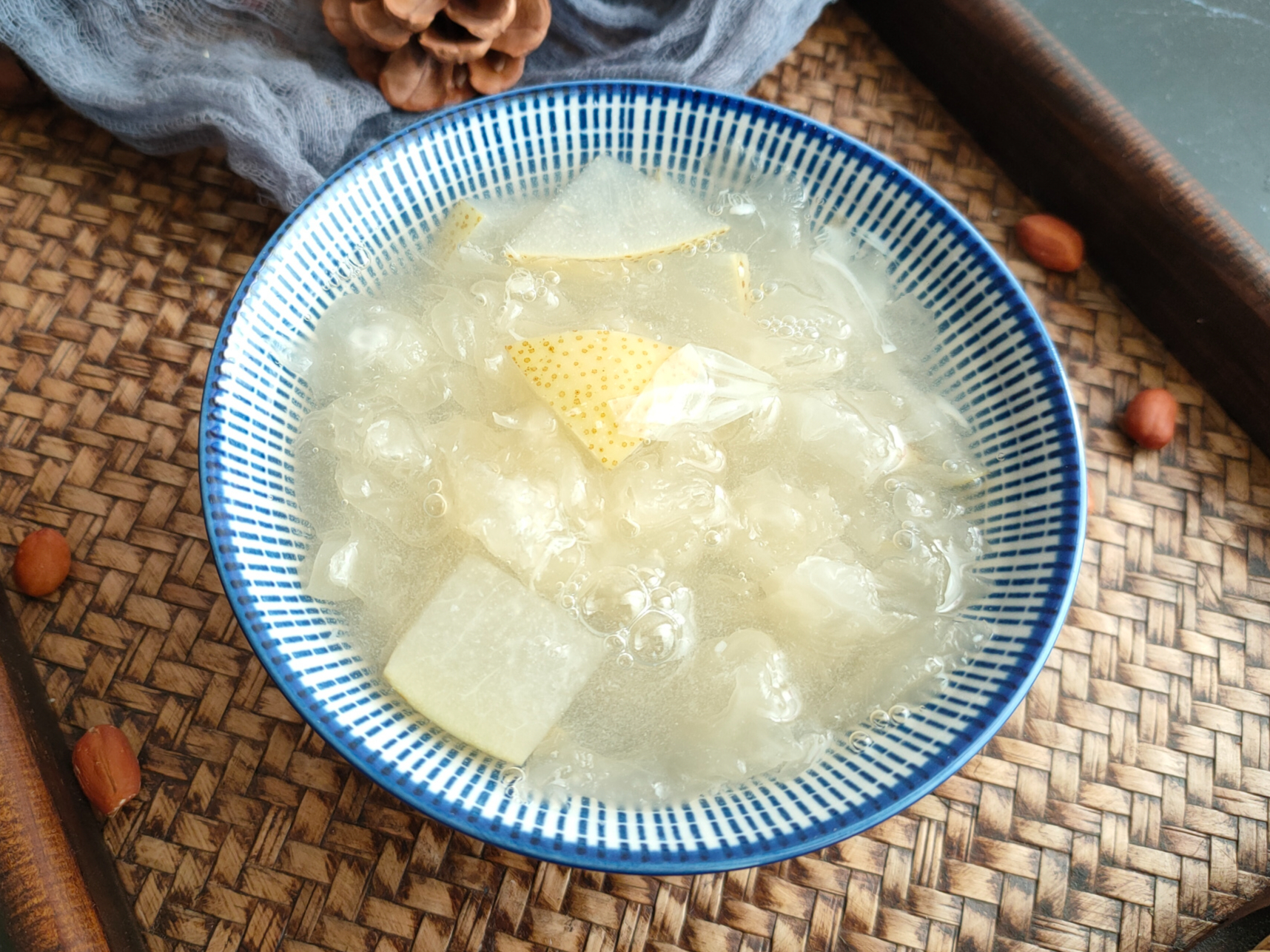 煮银耳中途关火有问题吗,煮银耳水开下还是凉水下锅