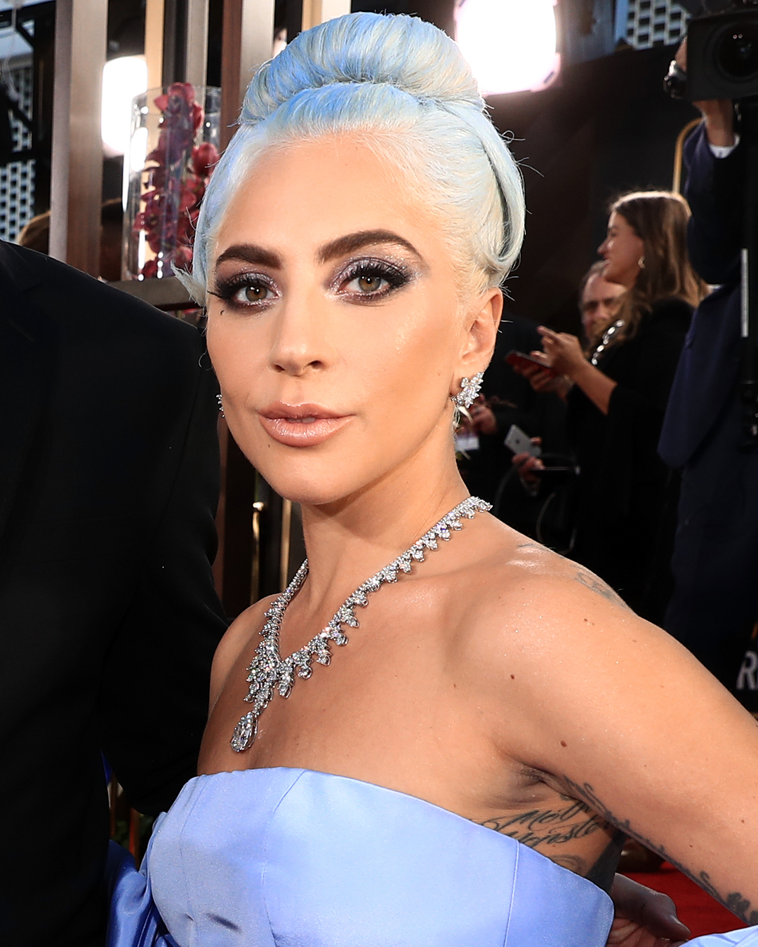 女神卡卡最新视频,女神卡卡视频完整