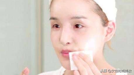卸妆用什么卸妆方法最好,卸妆小技巧卸妆流程及注意事项