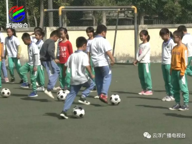 浜戞诞鏍″洯瓒崇悆鑱旇禌2023,浜戞诞涓鏍″洯瓒崇悆