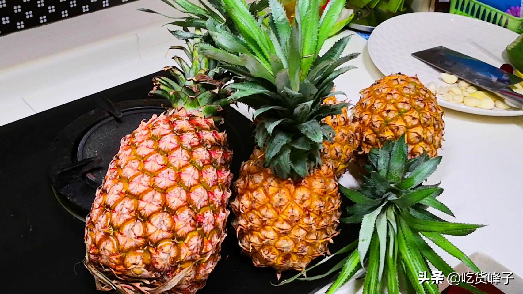 菠萝的削法怎么才更简单,菠萝的正确削法不苦不涩