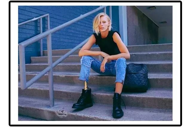 女性月经卫生用品歧视链