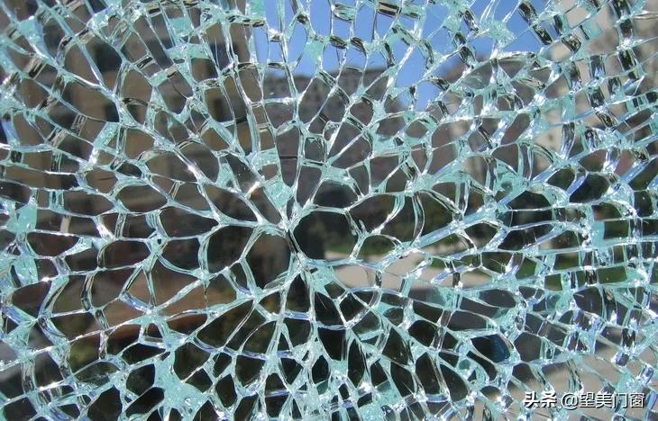 不顾老公反对，一定要装大窗户，最后证明这才是对的