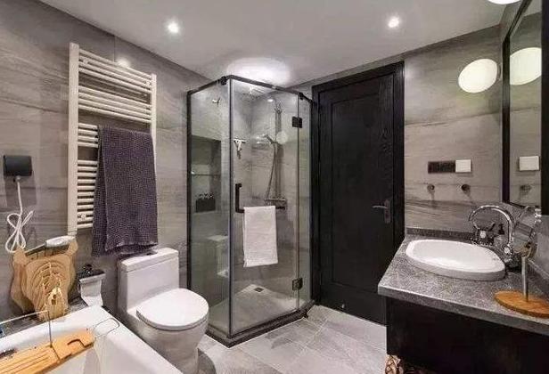 马桶周围空间怎么布置,马桶很脏怎么搞卫生