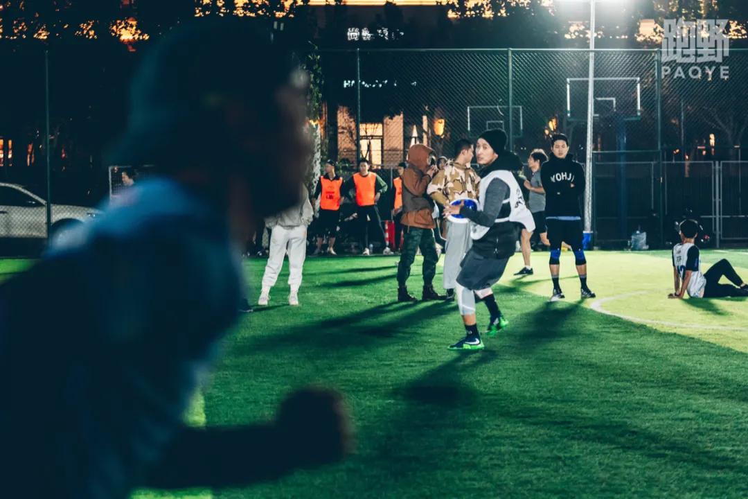 飞盘温州市民的新宠,运动魔法飞盘