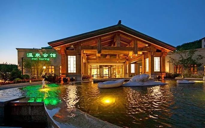 沈阳周边温泉亲子游性价比最高,沈阳好玩的温泉水上乐园推荐