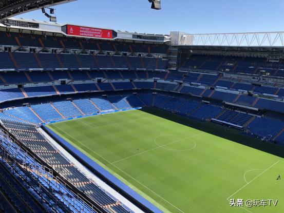 开手波等30个红灯，飞十几小时到万达看场欧冠，哪样更酸爽？